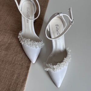 Petits Talons Blancs Élégants – Bout Pointu & Détail Perlé
